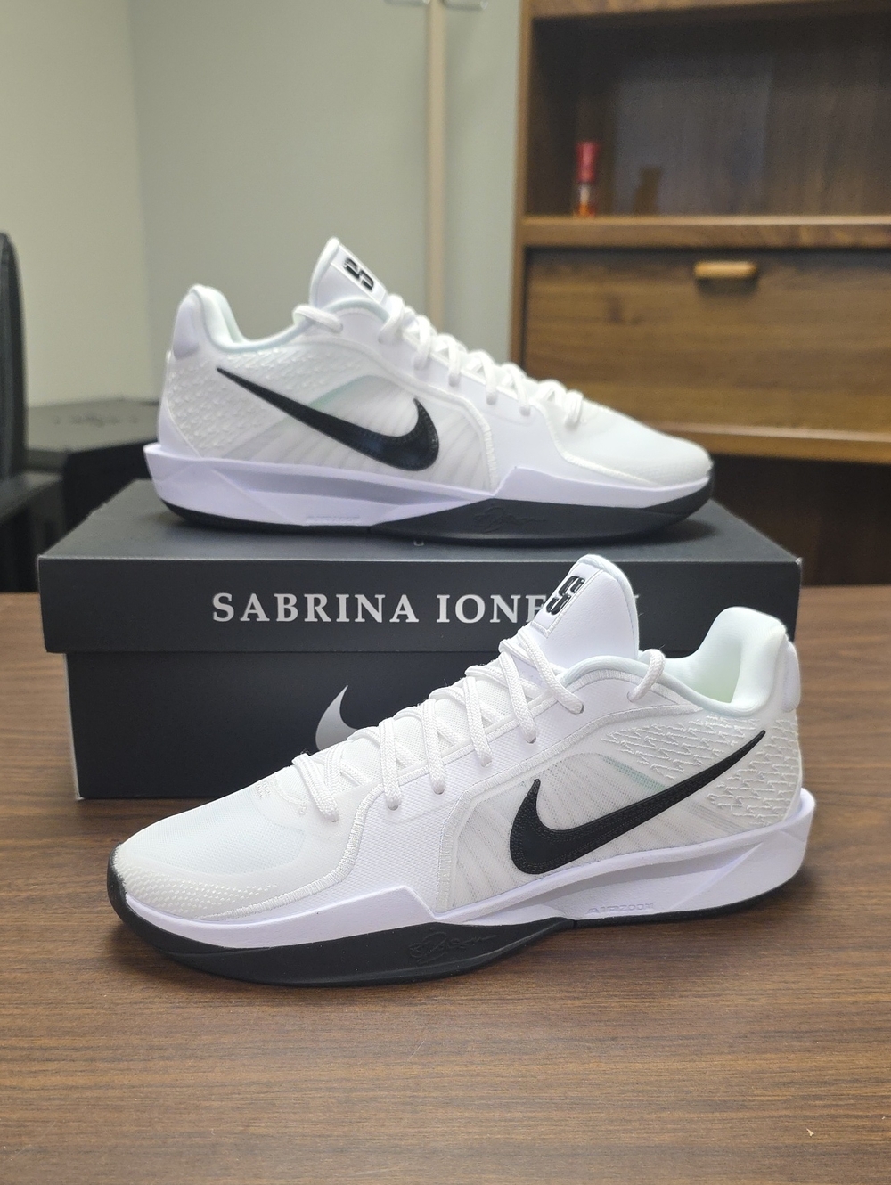 Nike Women's Sabrina 2 TB Basketball "White Black" HF3234-100 Size 9